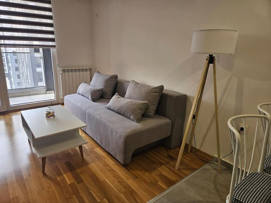 Milo Apartment 斯科普里 外观 照片