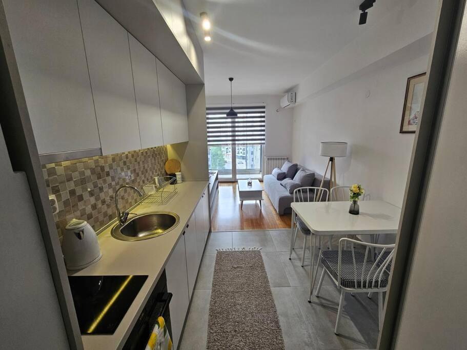 Milo Apartment 斯科普里 外观 照片