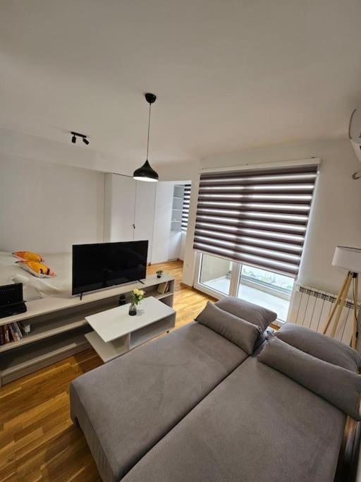 Milo Apartment 斯科普里 外观 照片